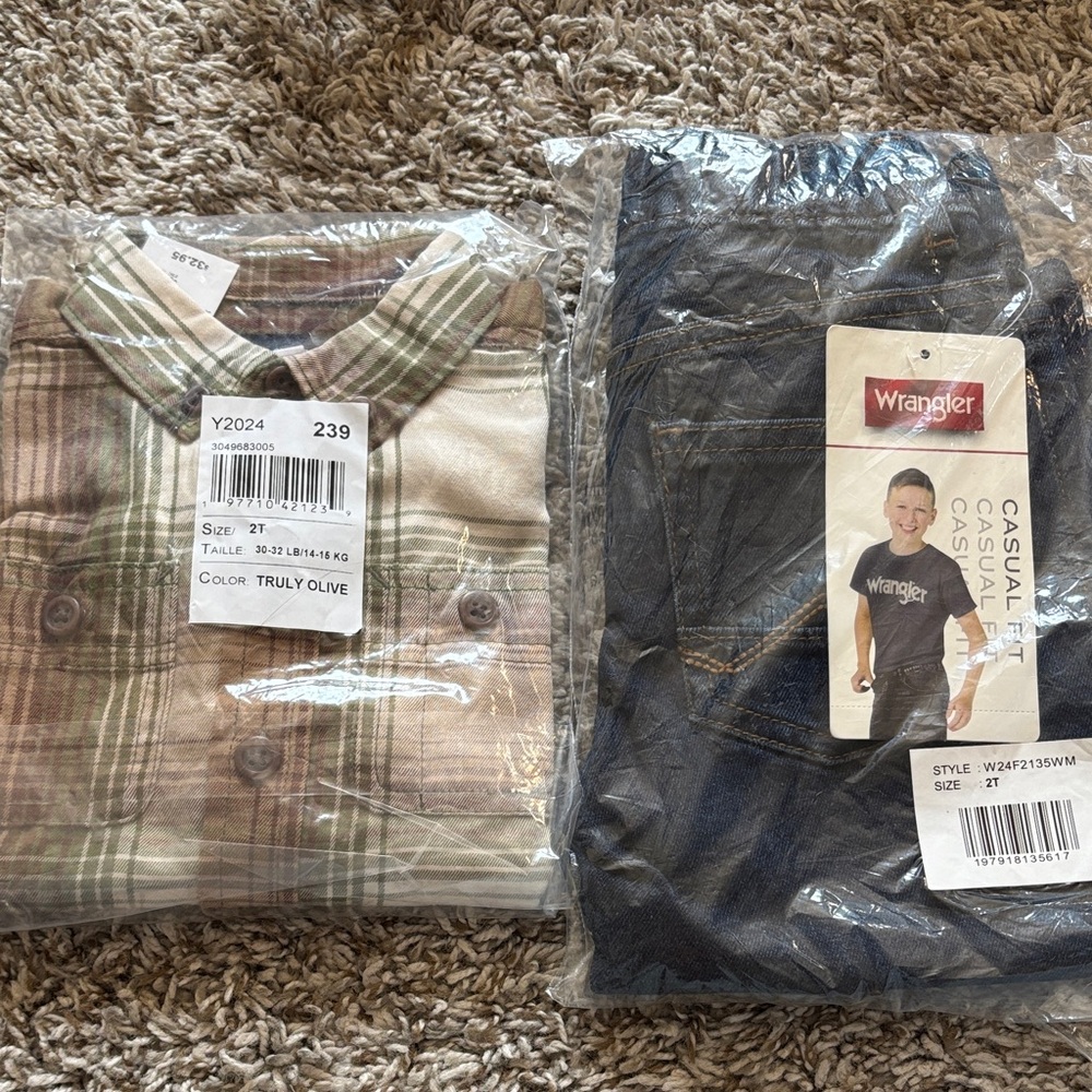 Childrens place long sleeve shirt and wrangler jeans 2t all NWT